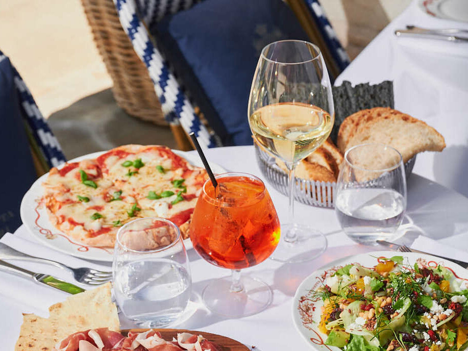 pizza spritz delicatessen wine
